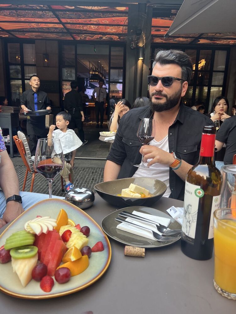  38424362  Furkan, 31 ,    