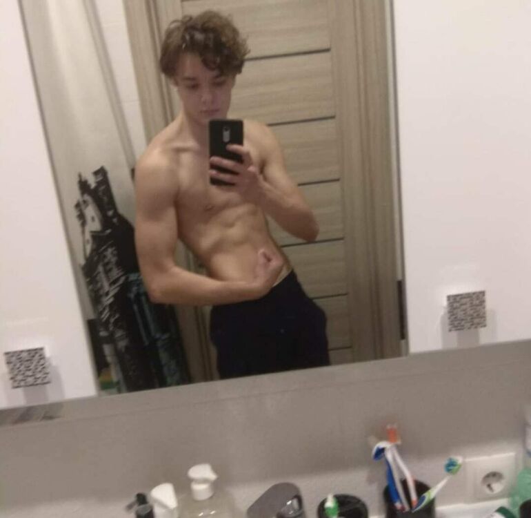 ���� 28355192 ����� ������, 21 ���, ���� ���������� � ������