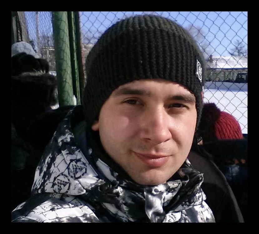  53561172  , 27 ,    --