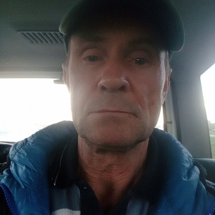  44942972  , 56 ,    