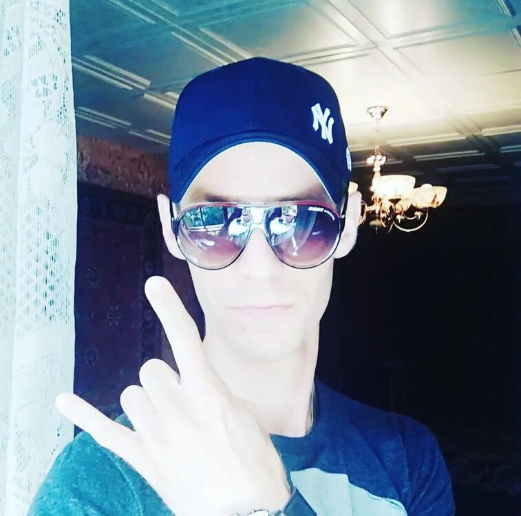 ���� 25073782 ������� ������, 34 ����, ���� ���������� � ������