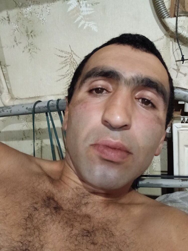  53777812  Artur, 33 ,    -