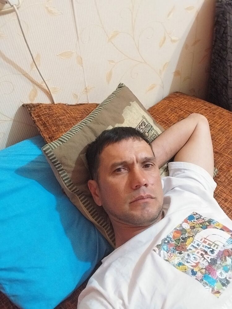  46045562  , 37 ,    