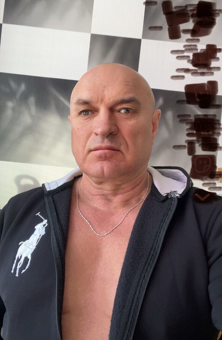  49827792  Oleg, 51 ,    
