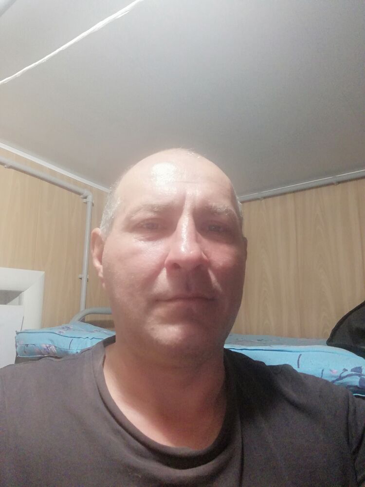 37636142  , 46 ,    