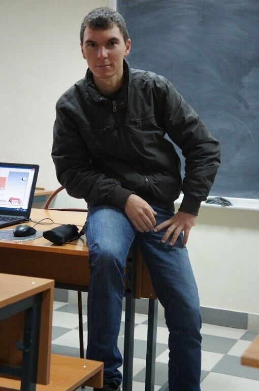  5638302  Valeriu, 32 ,    