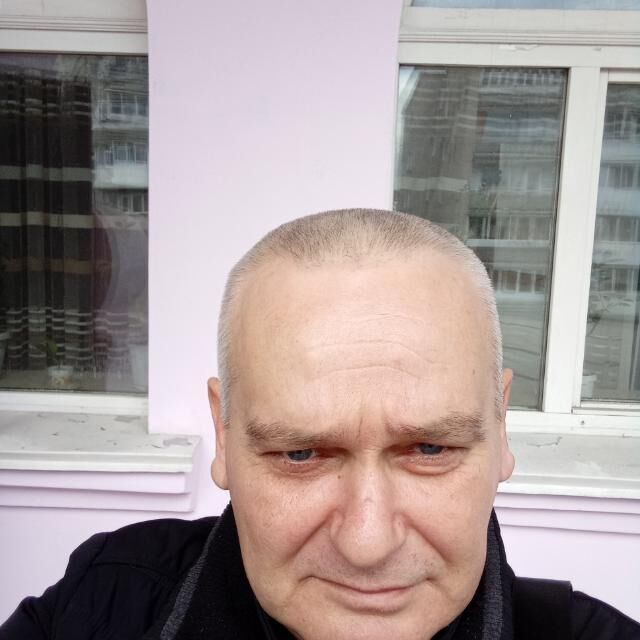  41856942  Vlad, 54 ,    