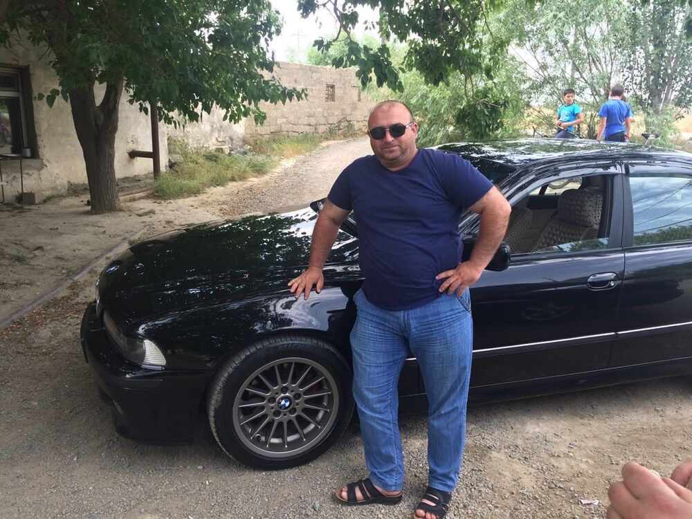  6114972  Anar, 48 ,    