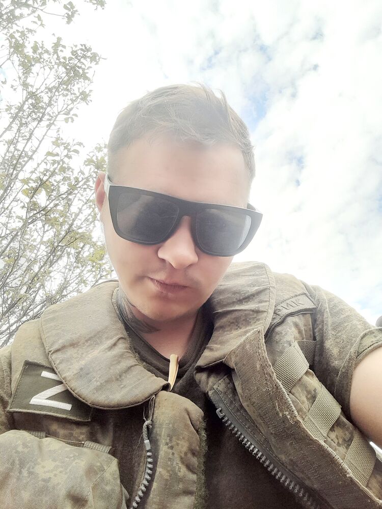  48845472  , 25 ,    -