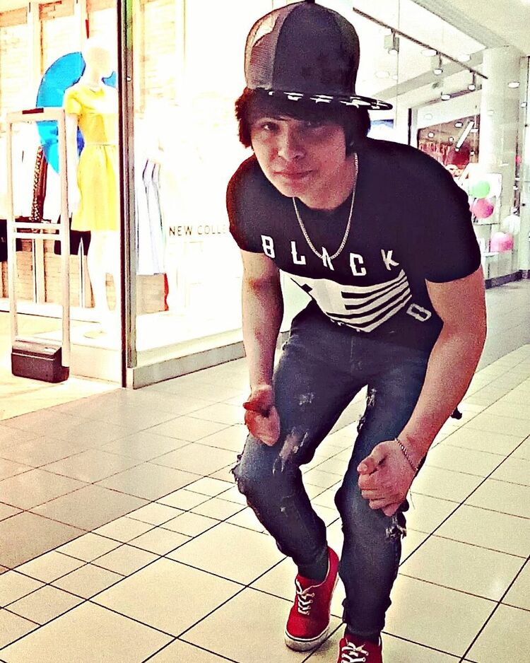 ���� 42146072 ����� Adam, 23 ����, ���� ���������� � ������