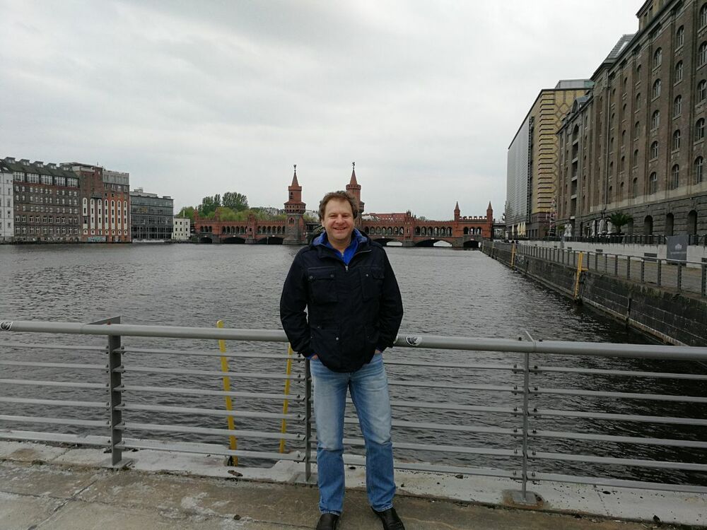  ,   Alex, 52 ,   ,   