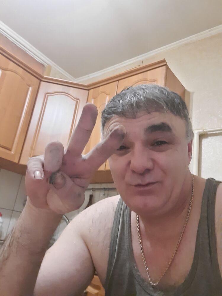  38417932  , 49 ,    