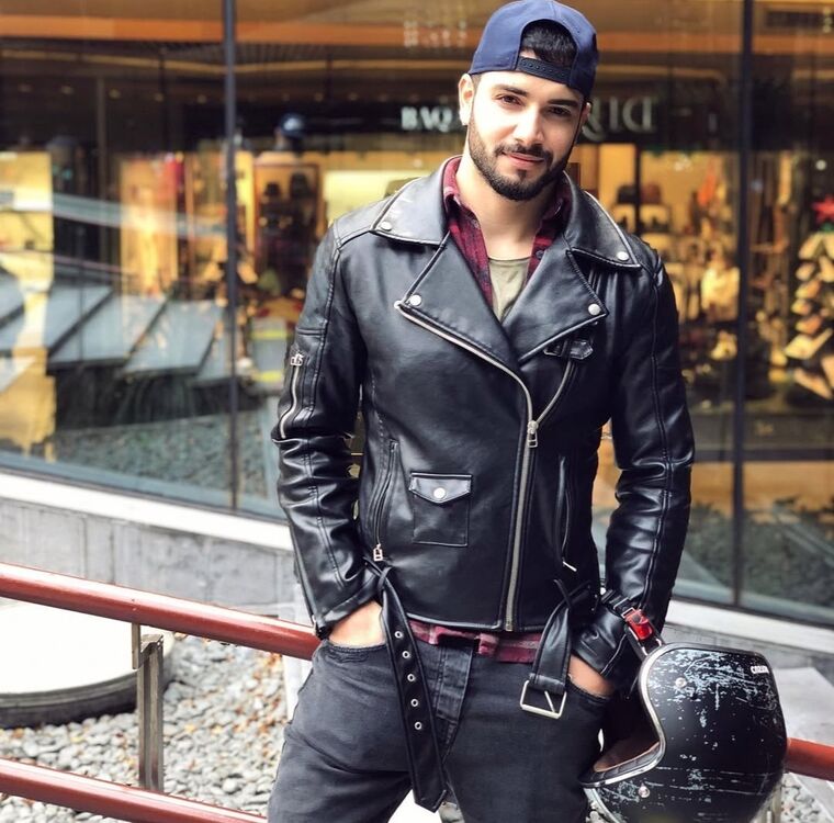  ,   Rufet, 32 ,   ,   
