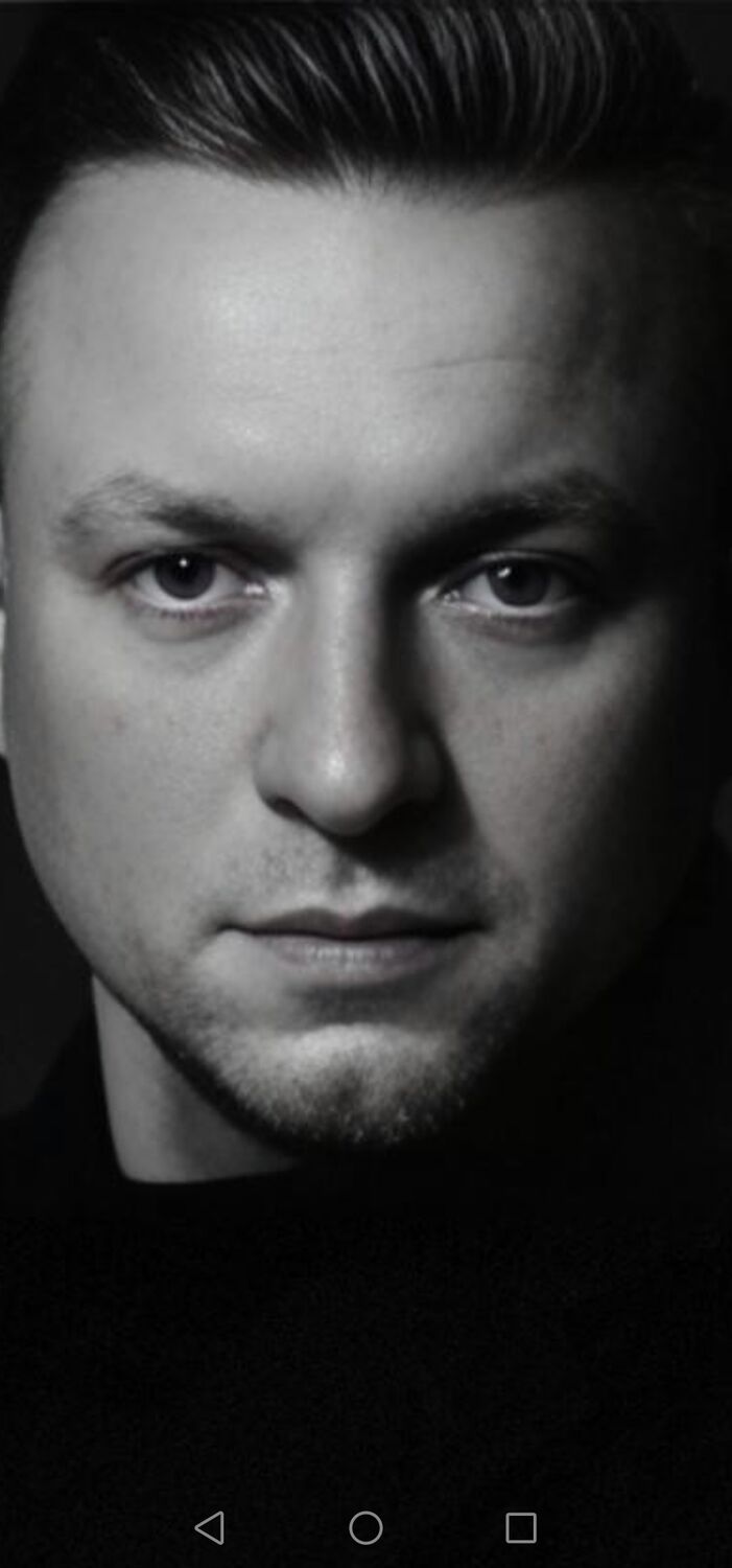  ,   Vadim, 46 ,   ,   