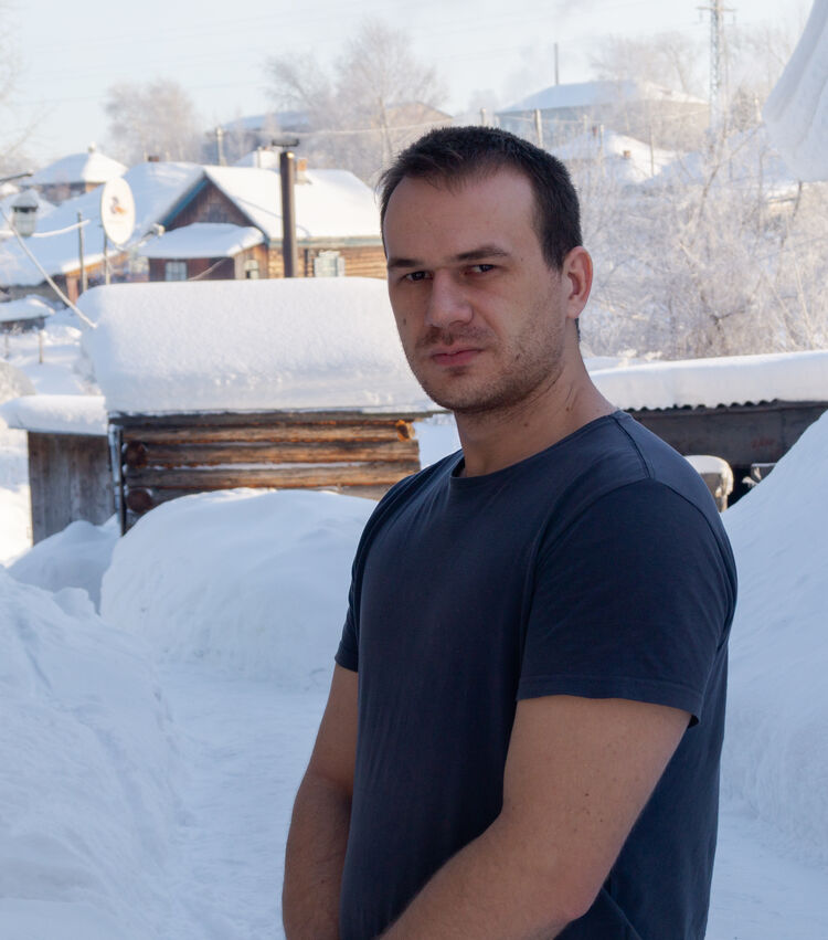  -,   Artyom, 39 ,   