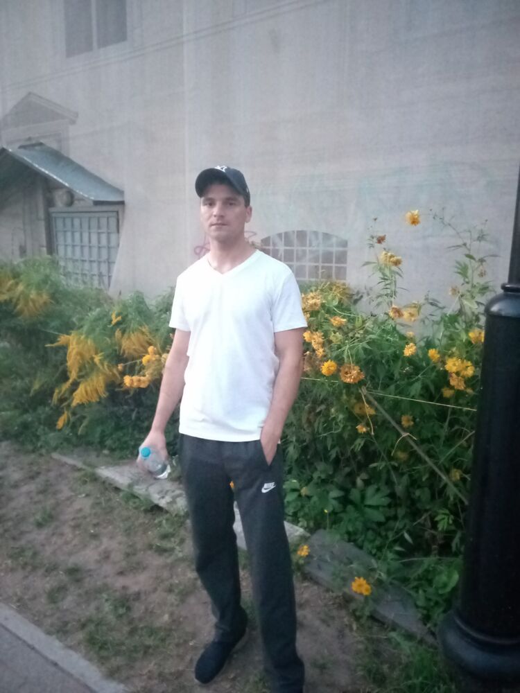  30274742  Sasa, 34 ,    