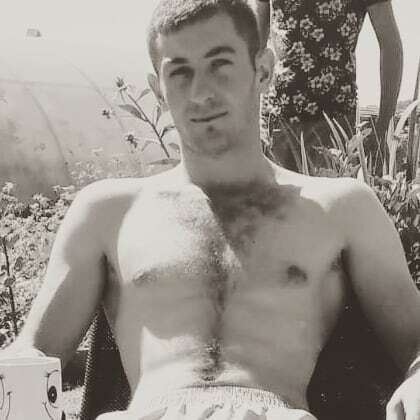  ,   Armen, 29 ,   ,   