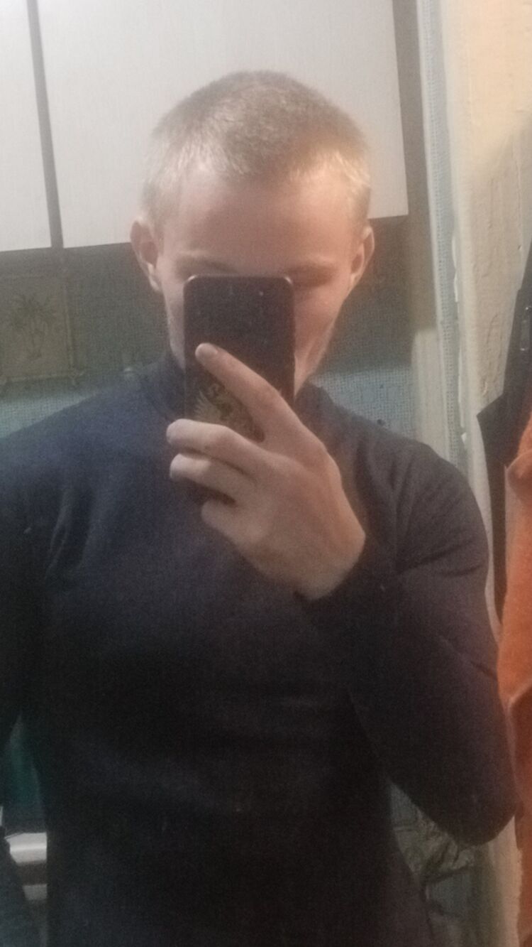  38521022  Kolya, 21 ,    