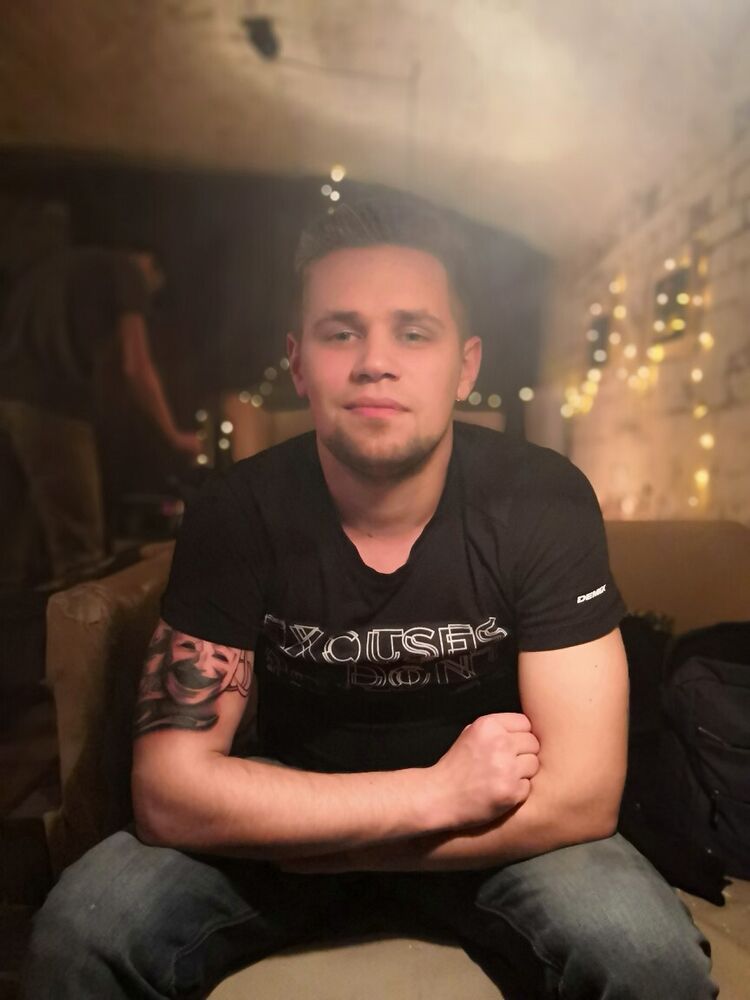 ���� 22983662 ������� ��������, 32 ����, ���� ���������� � �����-����������