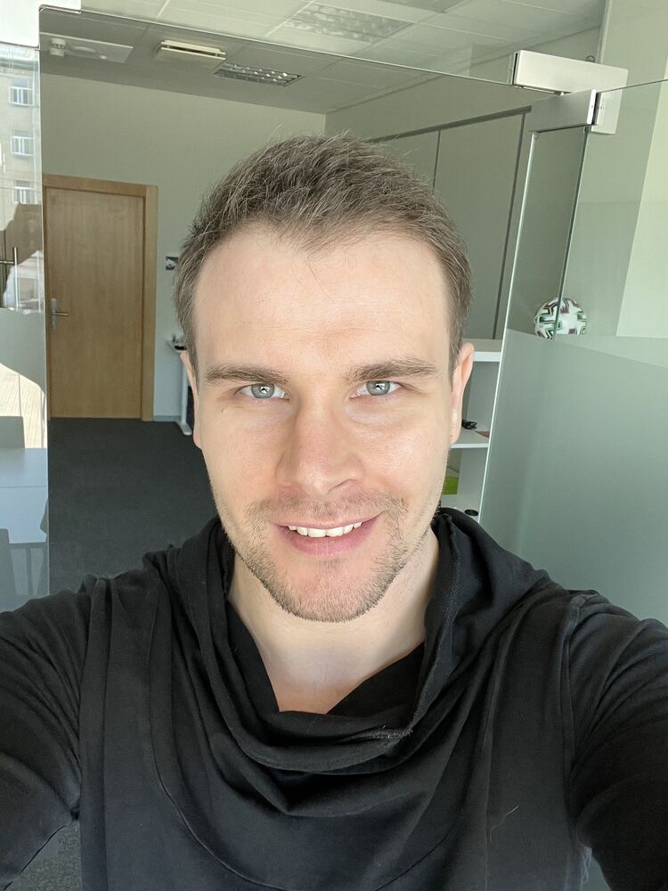  ,   VR, 32 ,   ,   