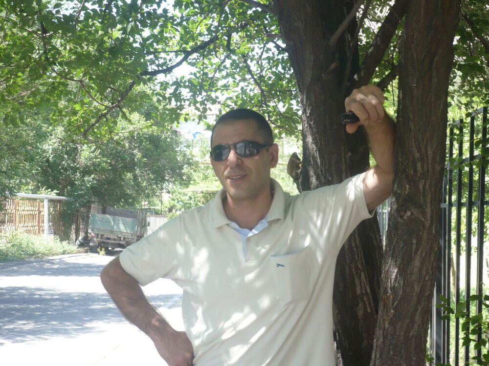  5849922  Armen, 47 ,    