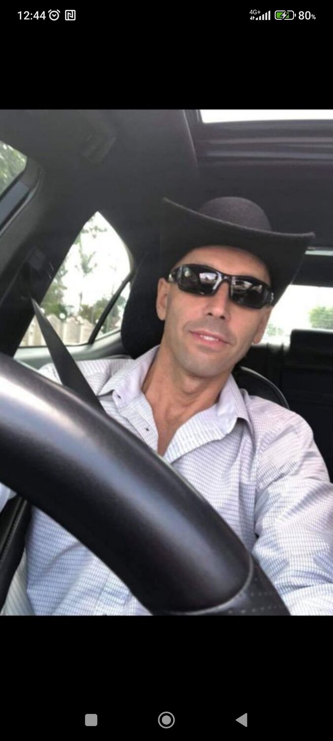  ,   Gadanfar, 30 ,   ,   