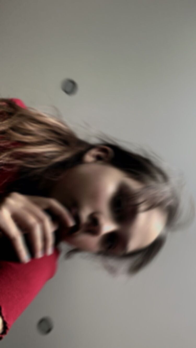  34549942  , 24 ,    