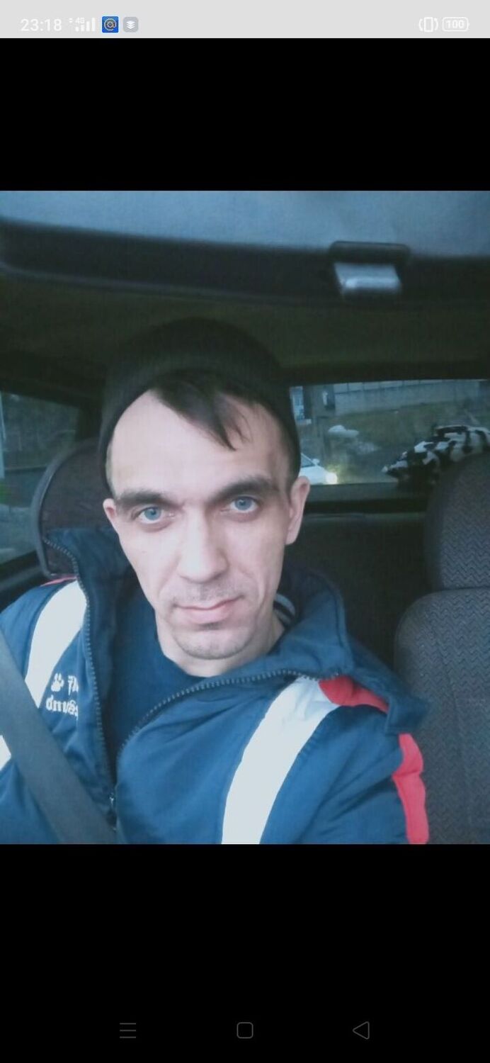  24311582  , 37 ,    