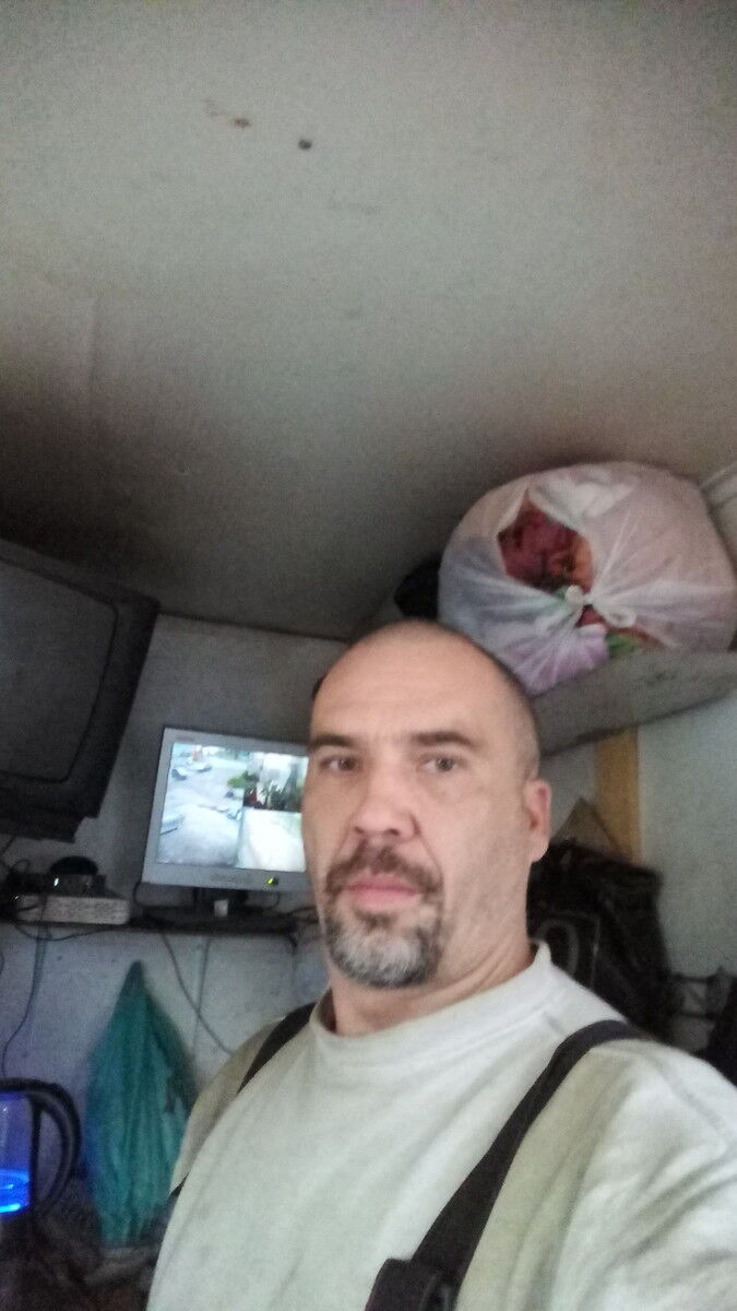  18688842  , 45 ,     