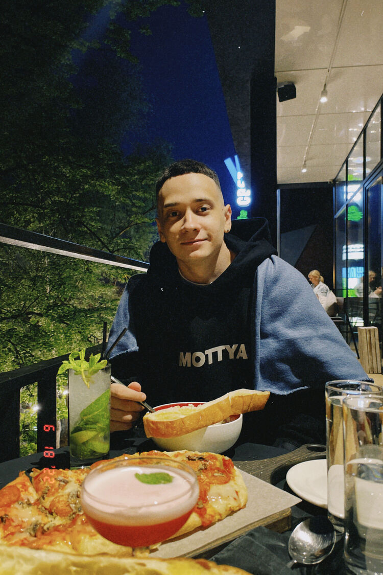  Kyje,   , 24 ,   ,   