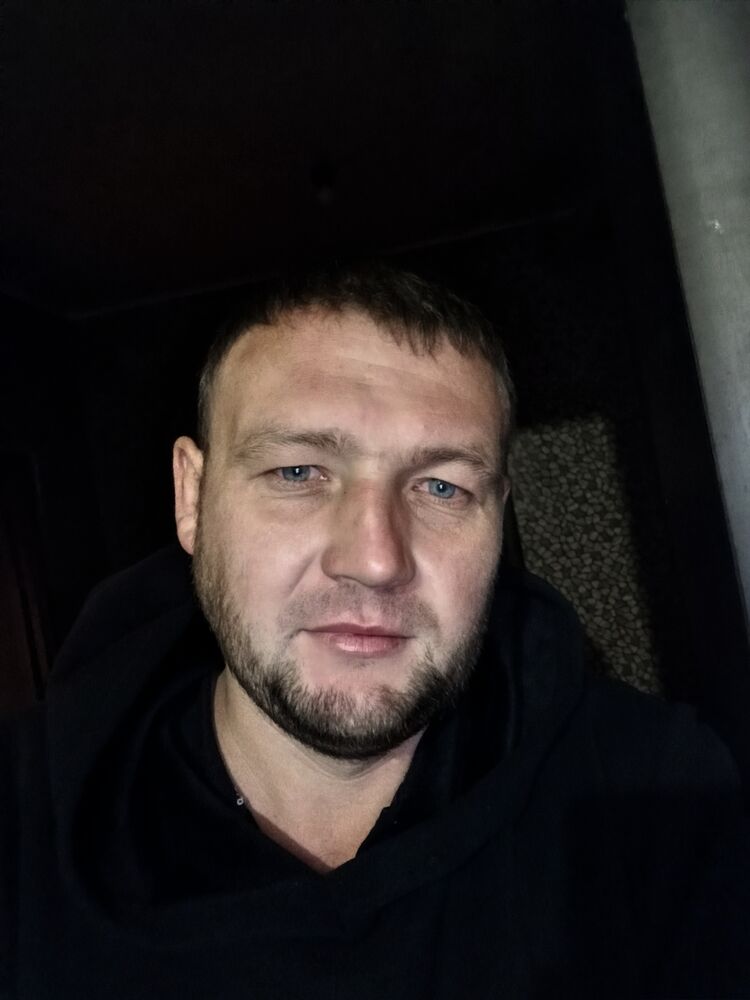  48004842  , 33 ,    