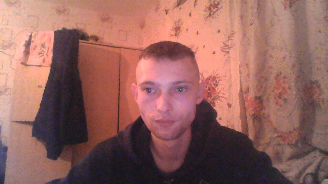  22700272  , 26 ,    