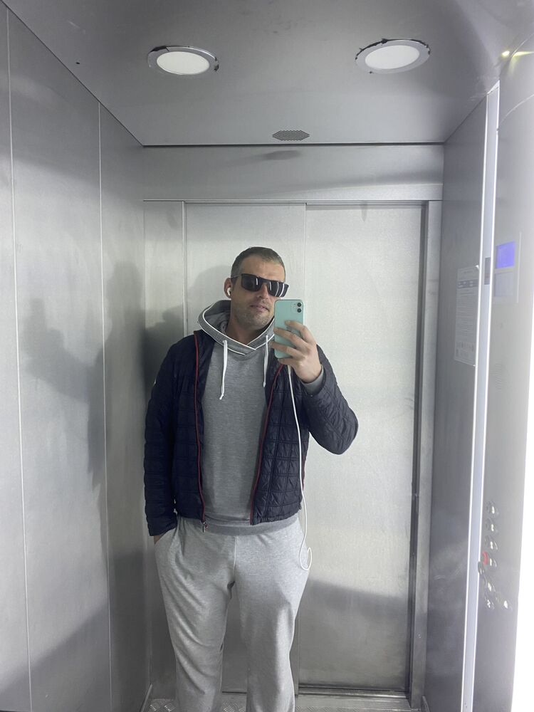 ���� 31889882 ������� ����, 41 ���, ���� ���������� � �����������