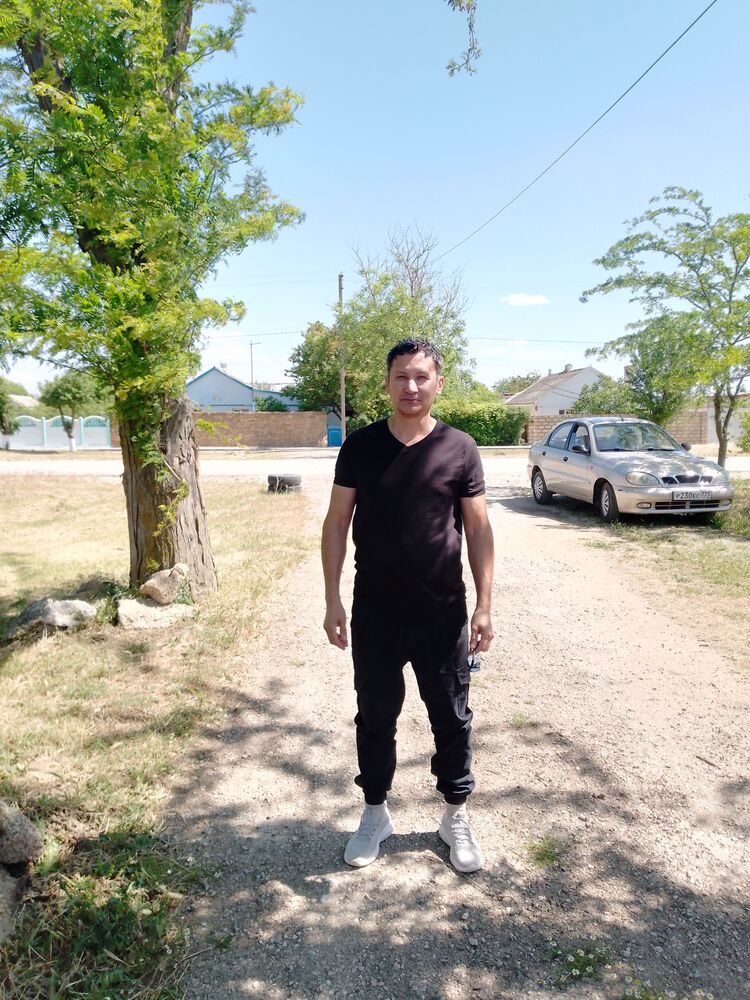  43095392  , 37 ,    