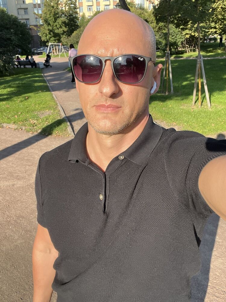  46360632  Vlad, 47 ,    -