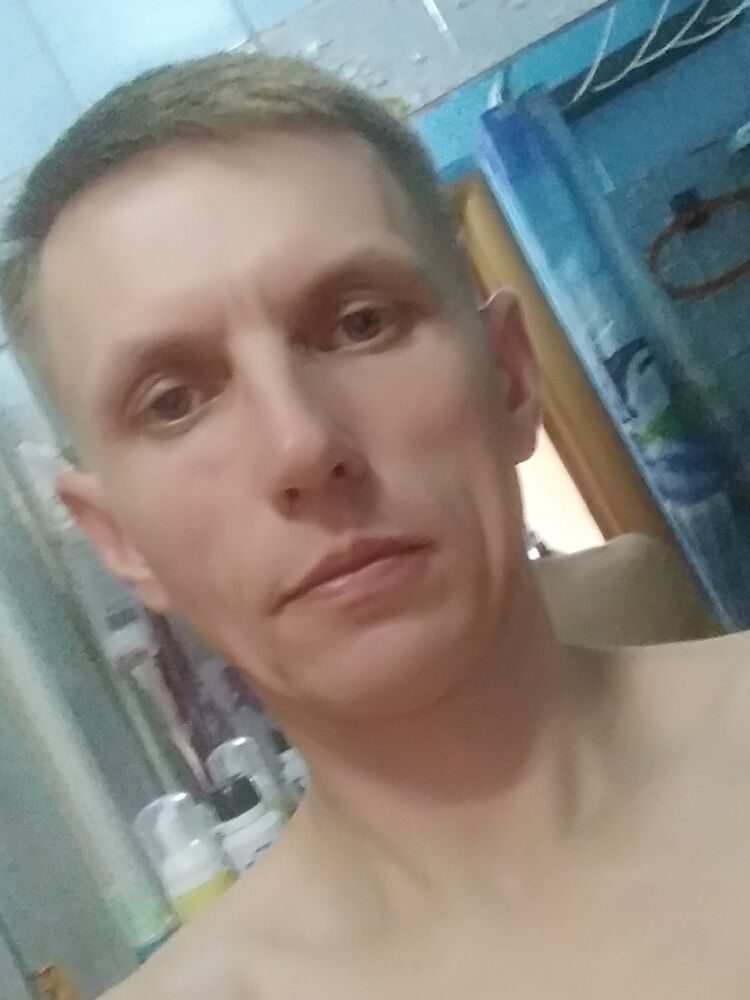  -,   Sergeu, 48 ,     , c 