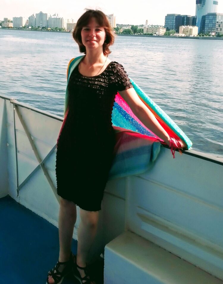  44671802  , 35 ,    -