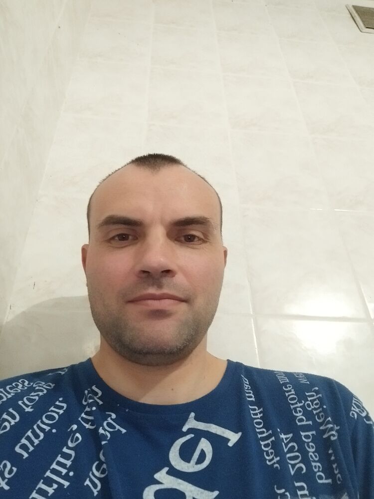  46741172  , 42 ,    