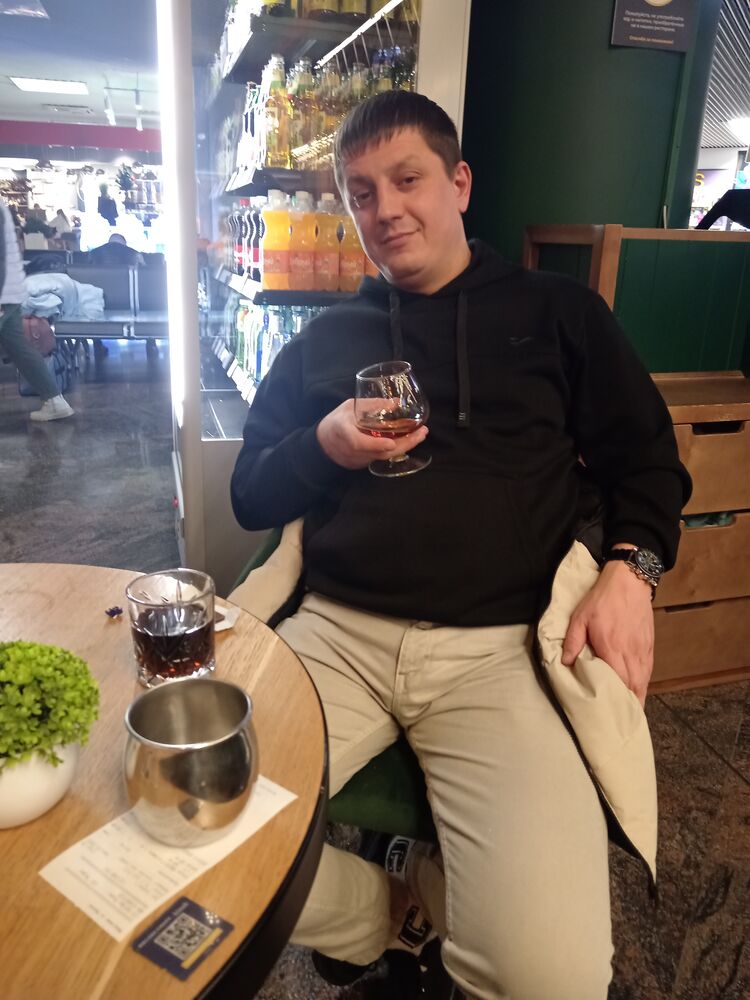  ,   Anatoly, 35 ,   ,   , c , 