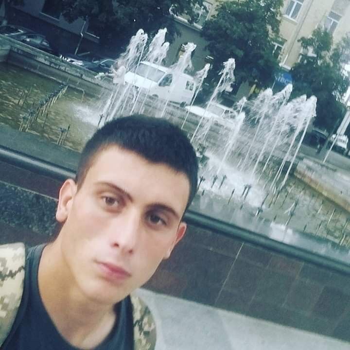  15304712  , 27 ,    