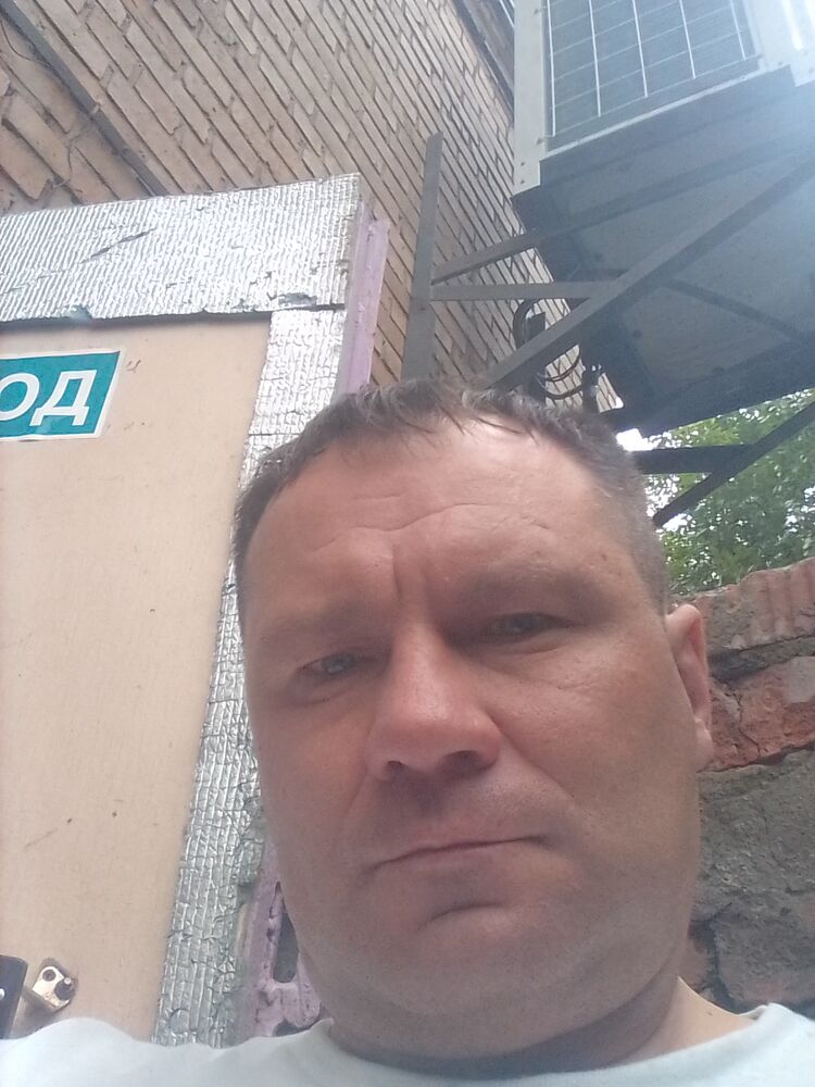  28676452  , 44 ,    