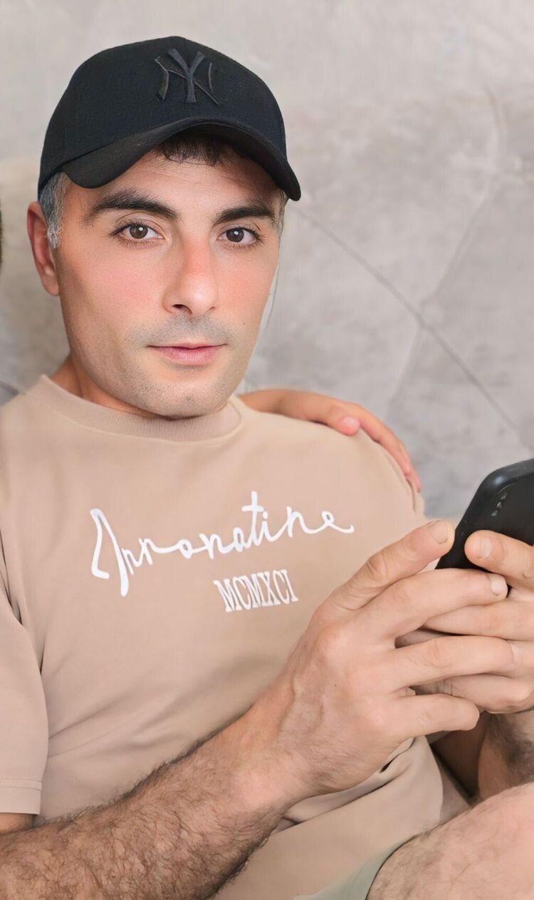  44484372  , 38 ,    