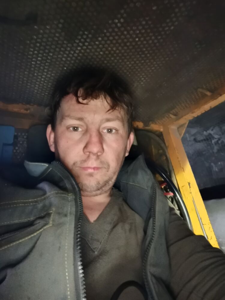  32525182  , 34 ,    