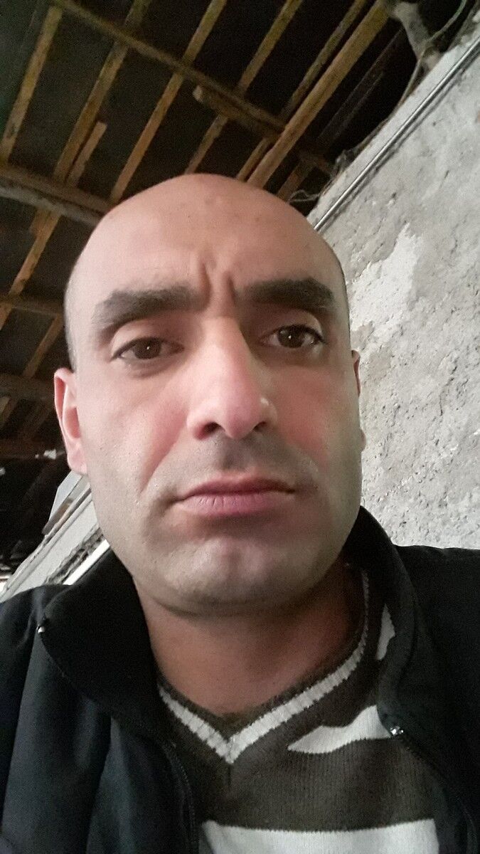  13875682  Armo, 32 ,    