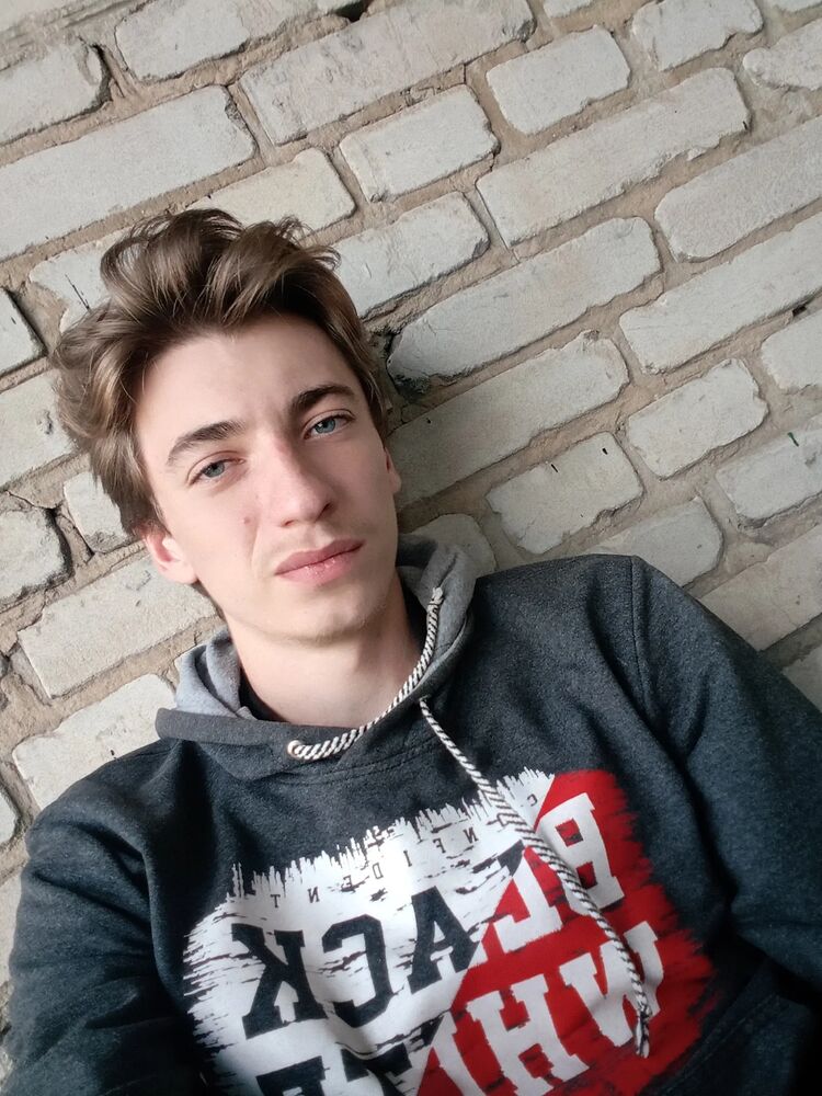  38381652  , 22 ,    