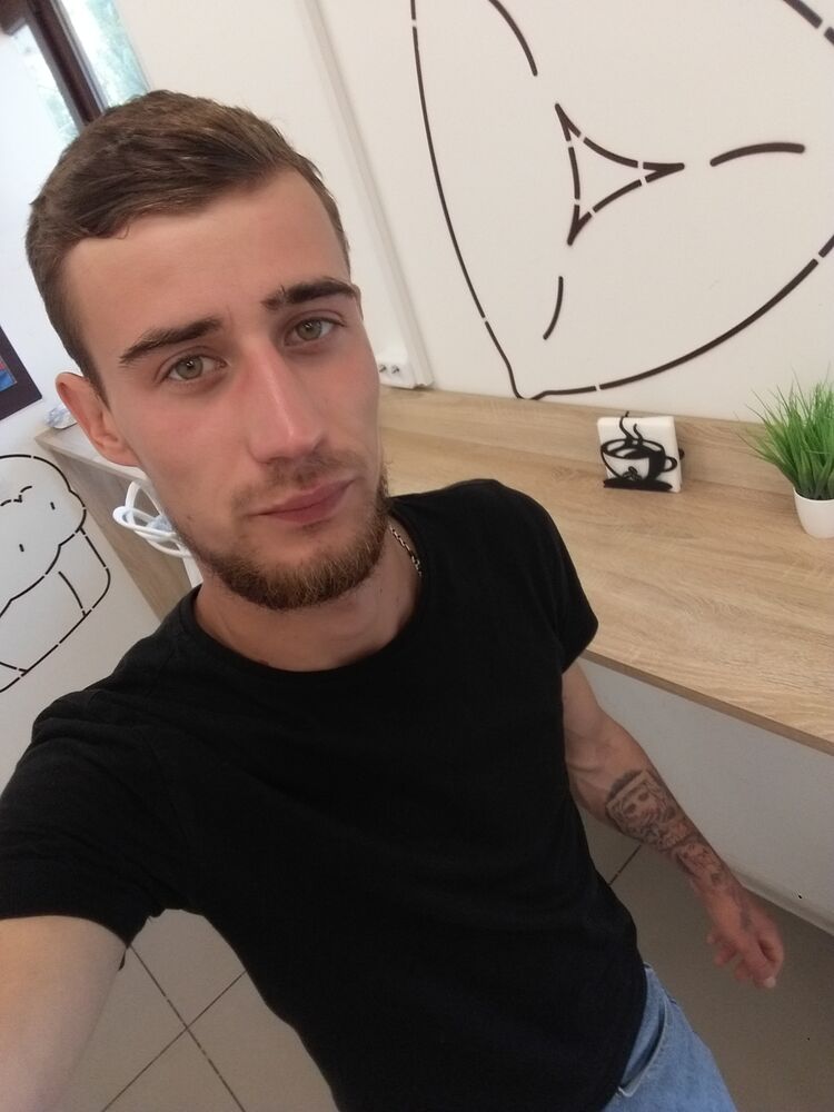  26742042  Vladimir, 30 ,    