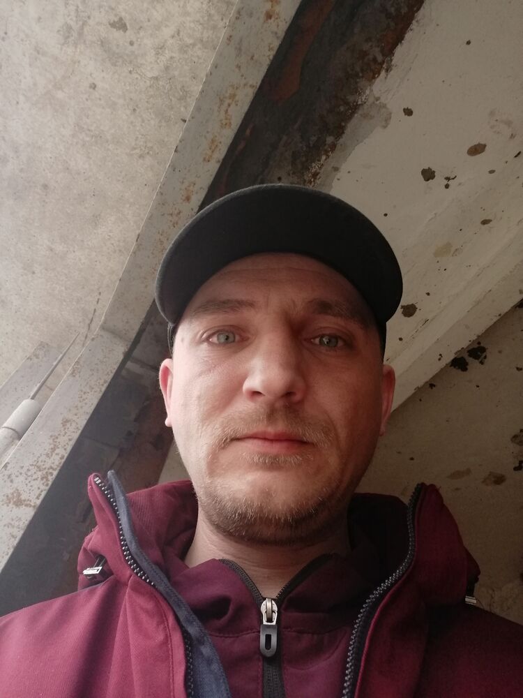  52948712  Deni, 36 ,    