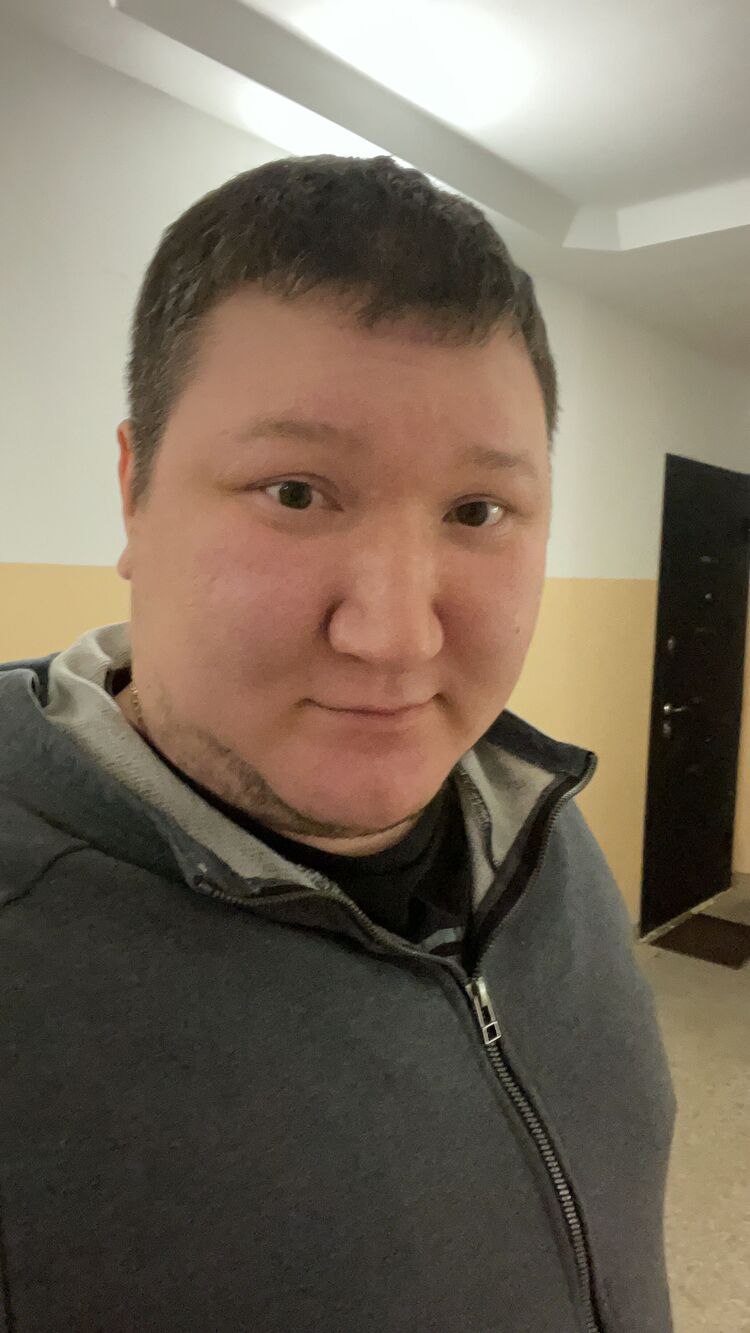  48050772  , 33 ,    