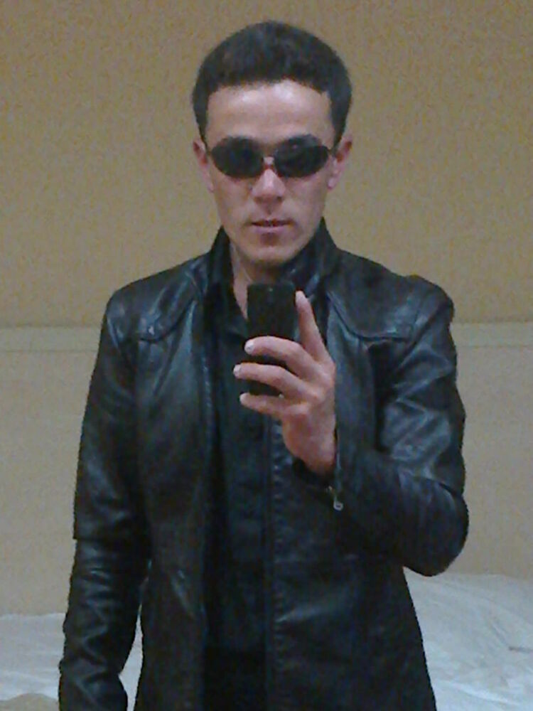  5699362  Erjan, 34 ,    