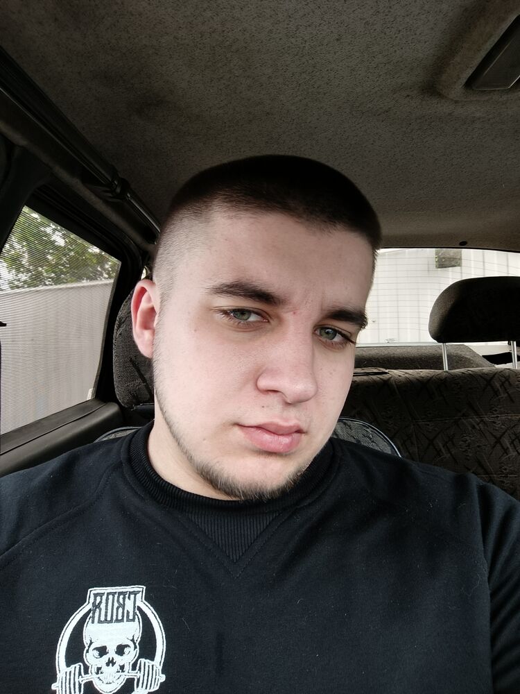  35965772  Igor, 24 ,    